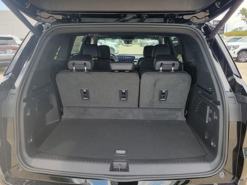 New 2026 Buick Enclave Sport Touring w/ Super Cruise Package image 7