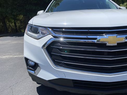 Used 2019 Chevrolet Traverse LT w/ LPO, Floor Liner Package AWD/4WD image 3