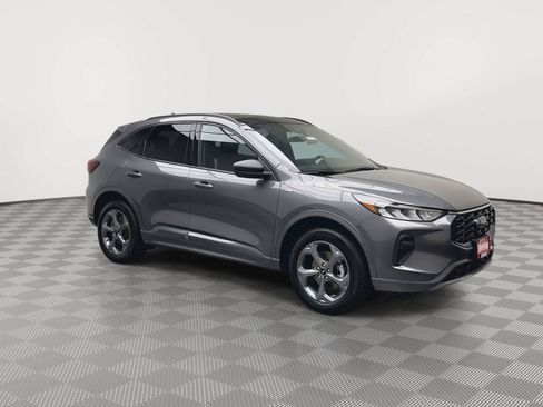 Certified 2024 Ford Escape ST-Line w/ Tech Pack #1 AWD/4WD image 41