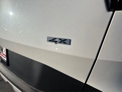 Used 2023 Kia Sportage LX AWD/4WD image 15