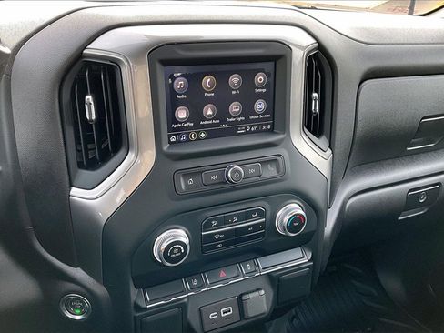 Used 2024 GMC Sierra 2500 Pro image 32