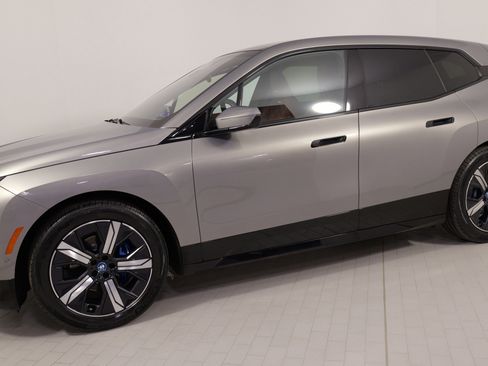 Used 2023 BMW iX xDrive50 w/ Premium Package image 1