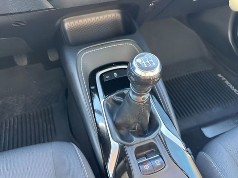 Used 2022 Toyota Corolla SE image 15