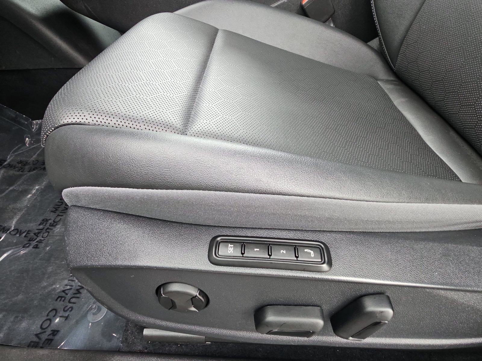 Certified 2023 Volkswagen ID.4 Pro S AWD/4WD image 29