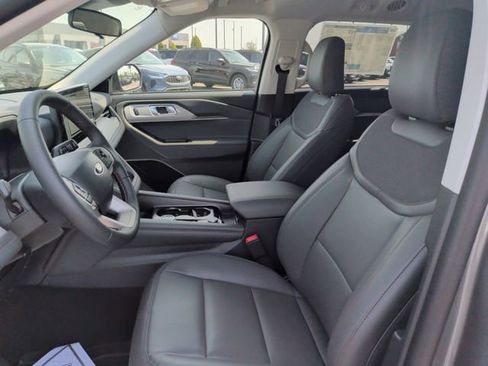 New 2026 Ford Explorer Active w/ Active Comfort Package image 17