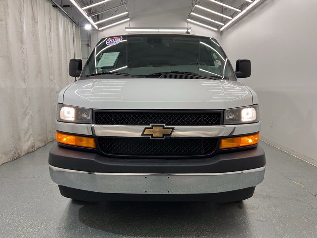 Used 2024 Chevrolet Express 3500 LT w/ LT Preferred Equipment Group RWD image 3