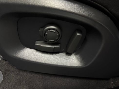 Used 2016 Land Rover Range Rover Sport SE image 48