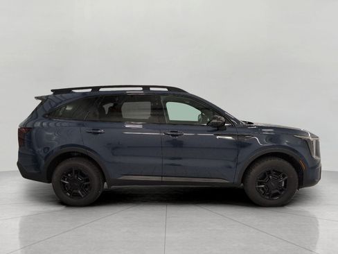 Used 2025 Kia Sorento SX Prestige w/ Olive Brown Leather Package AWD/4WD image 12