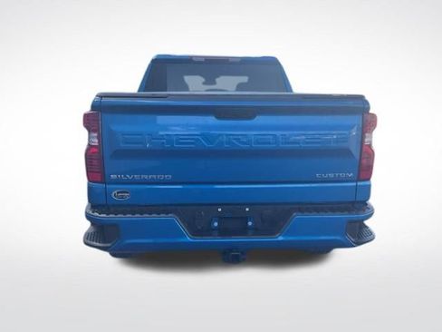 Certified 2022 Chevrolet Silverado 1500 Custom AWD/4WD image 6