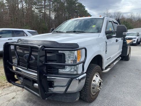 Used 2017 Ford F350 XL w/ Power Equipment Group image 3