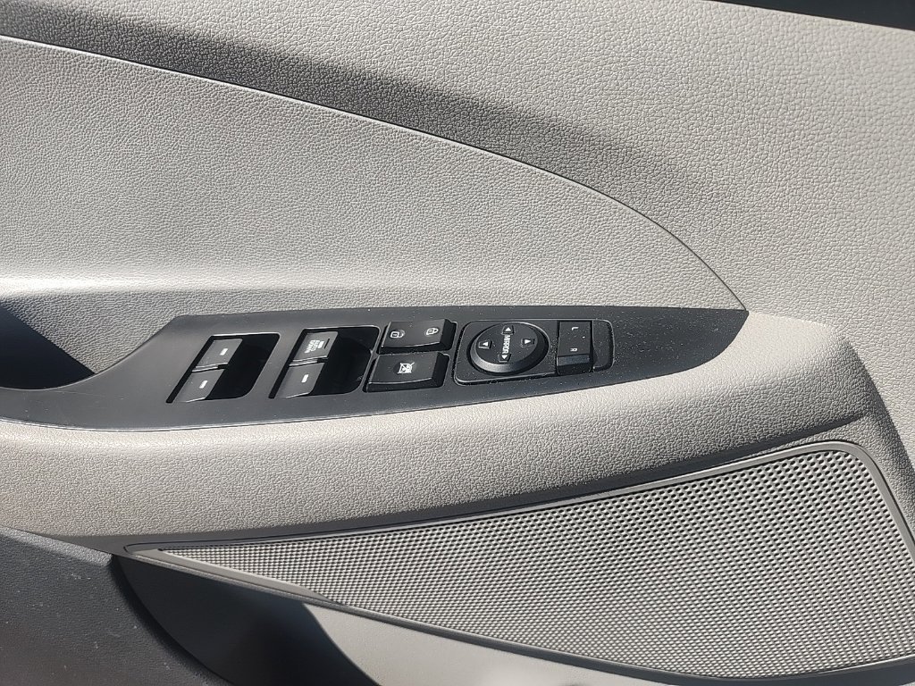 Used 2017 Hyundai Tucson SE w/ Cargo Package FWD image 25