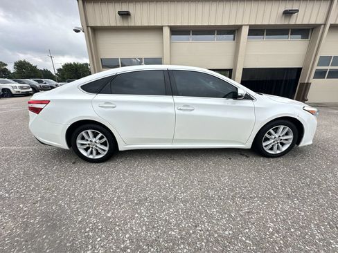 Used 2014 Toyota Avalon XLE FWD image 15