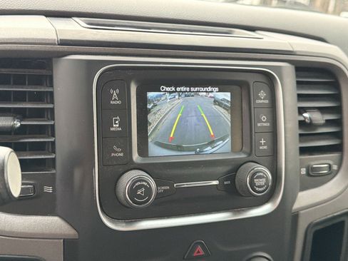 Used 2018 RAM 2500 Tradesman w/ Chrome Appearance Group image 25