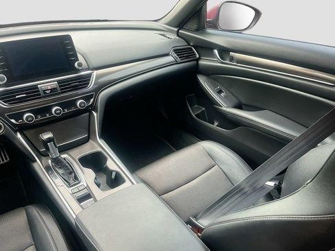 Used 2021 Honda Accord Sport image 22