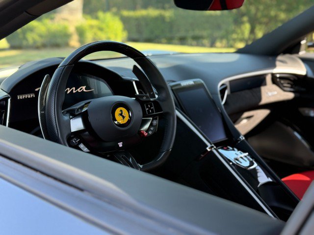 Used 2024 Ferrari Roma RWD image 17