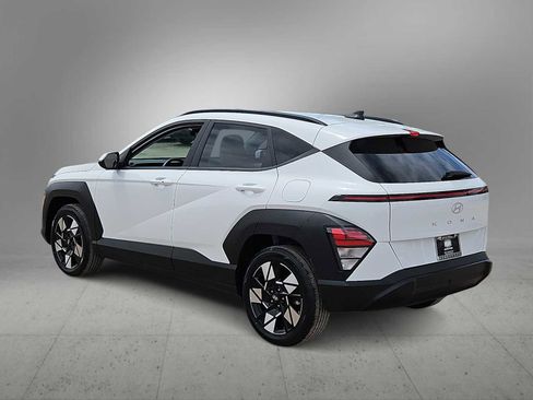 Certified 2025 Hyundai Kona SEL FWD image 6