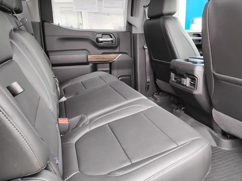 Used 2020 Chevrolet Silverado 1500 LT Trail Boss image 19