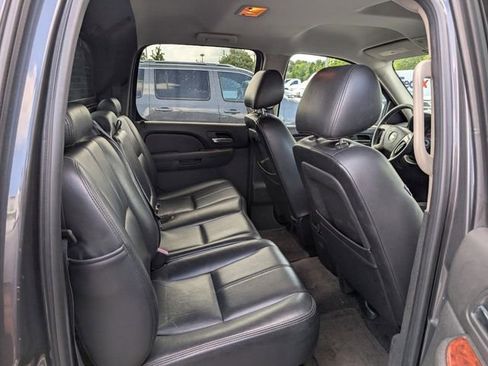 Used 2011 Chevrolet Avalanche LS w/ Texas Edition RWD image 16