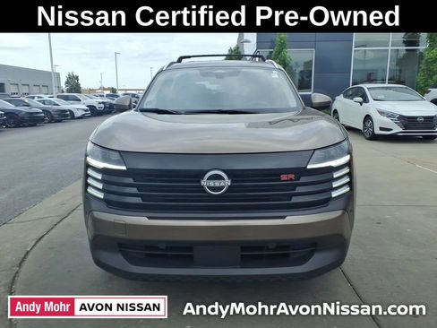 Certified 2025 Nissan Kicks SR w/ Illumination Package AWD/4WD image 3