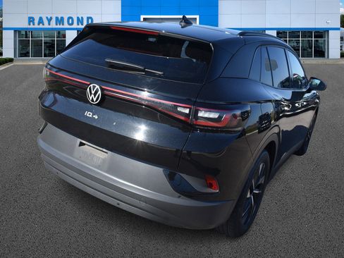 Used 2022 Volkswagen ID.4 Pro image 3
