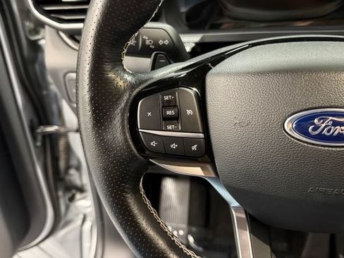 Used 2022 Ford Explorer ST AWD/4WD image 16