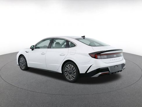 Used 2025 Hyundai Sonata SEL FWD image 7