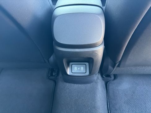 New 2026 Hyundai Elantra Blue image 10