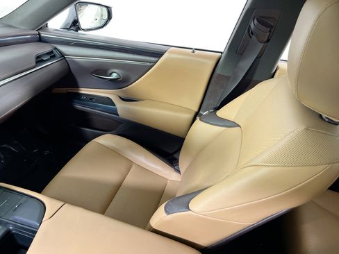 Used 2021 Lexus ES 250 w/ Premium Package image 22
