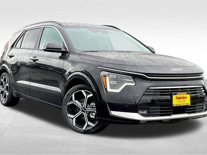 New 2025 Kia Niro SX Touring
