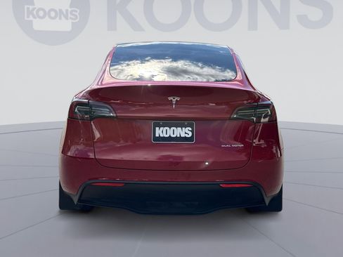 Used 2023 Tesla Model Y Long Range AWD/4WD image 5