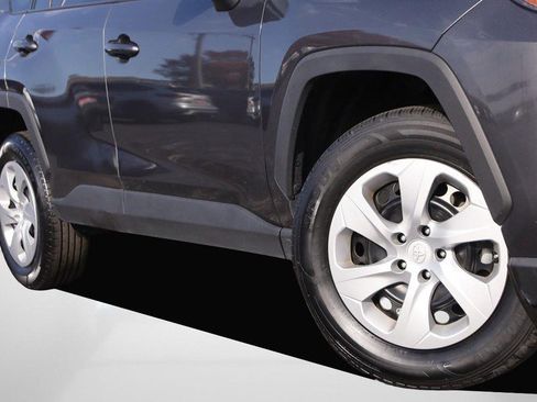 Used 2024 Toyota RAV4 LE image 3