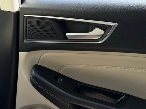 Used 2019 Ford Edge Titanium w/ Equipment Group 301A FWD image 53