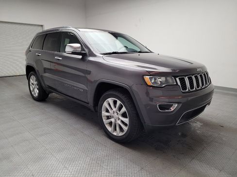 Used 2017 Jeep Grand Cherokee Limited image 13