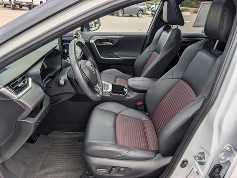 Used 2024 Toyota RAV4 XSE w/ Weather Package AWD/4WD image 2