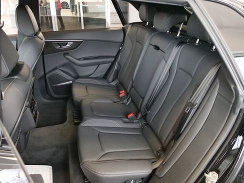 New 2026 Audi Q8 Premium Plus image 12