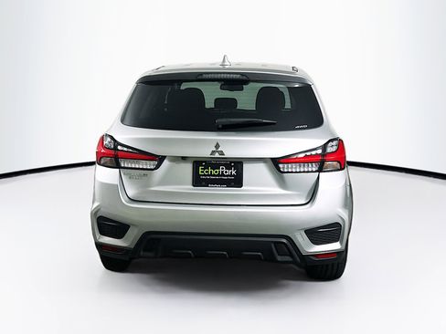 Used 2025 Mitsubishi Outlander Sport ES image 7