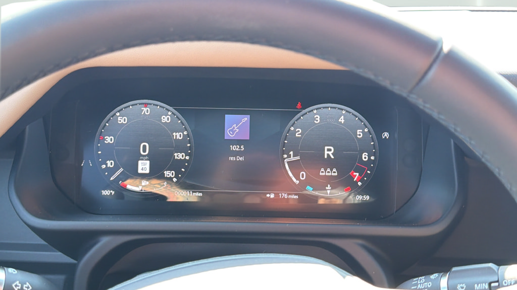 New 2026 Land Rover Defender 110 X-Dynamic SE AWD/4WD image 26