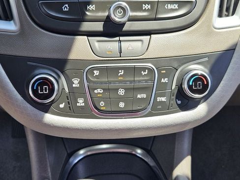 Used 2024 Chevrolet Malibu LT FWD image 22