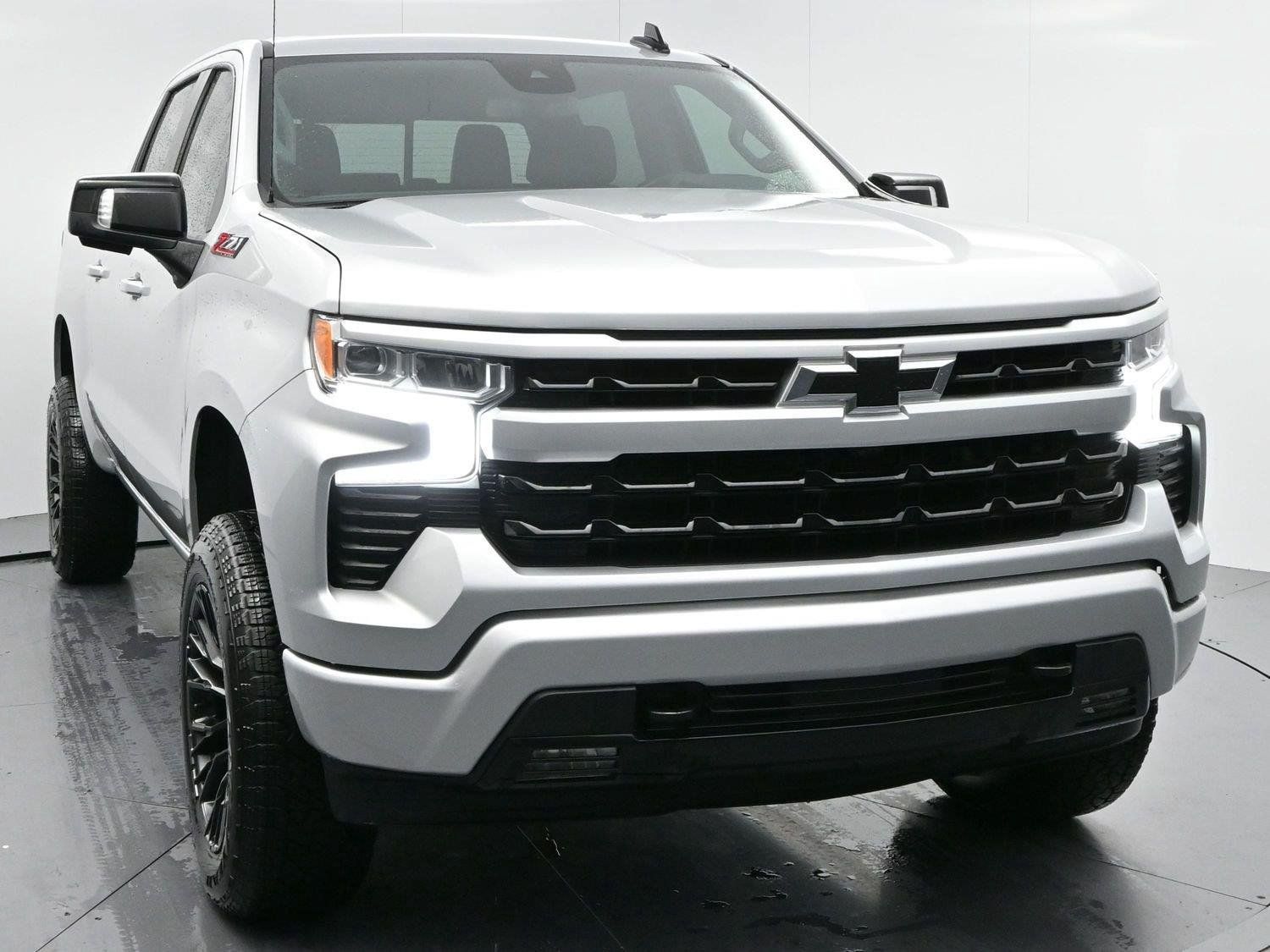 Used 2022 Chevrolet Silverado 1500 RST w/ RST All Star Premium Package AWD/4WD image 2