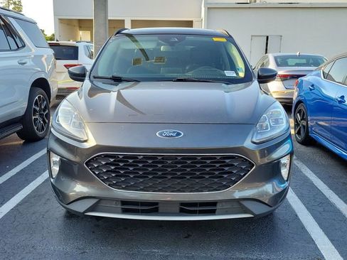 Used 2020 Ford Escape Titanium w/ Titanium Premium Package 2.0 FWD image 2