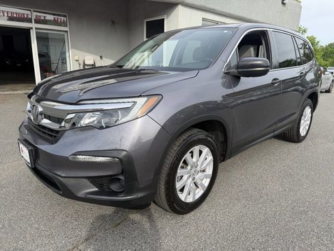 Used 2019 Honda Pilot LX image 3