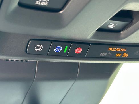 Used 2024 Cadillac Escalade ESV Premium Luxury Platinum image 47