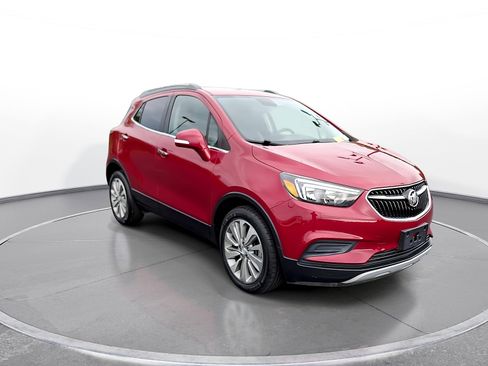 Used 2019 Buick Encore Preferred FWD image 2