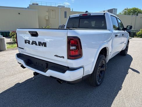 New 2026 RAM 1500 4x4 Crew Cab image 5