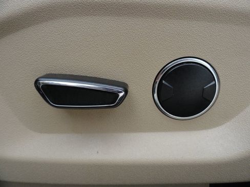 Used 2016 Ford Explorer 4WD image 29
