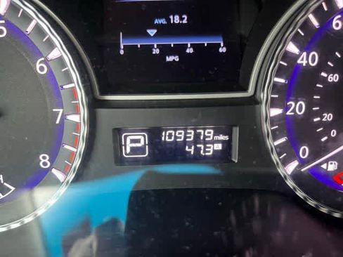 Used 2013 INFINITI JX35 AWD w/ Premium Pkg image 8