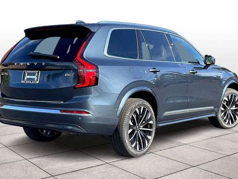 New 2026 Volvo XC90 B6 Plus w/ Protection Package Premier image 4