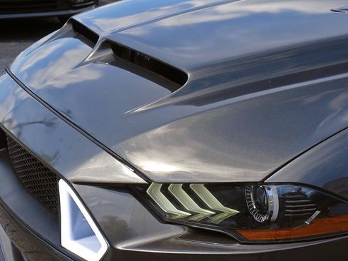 Used 2019 Ford Mustang GT Premium w/ GT Performance Package RWD image 8