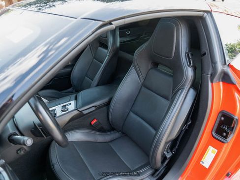 Used 2019 Chevrolet Corvette Stingray Coupe w/ Carbon Flash Badge Package image 36