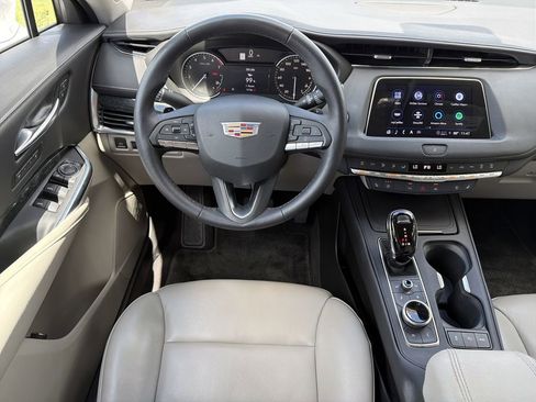 Certified 2023 Cadillac XT4 Premium Luxury FWD image 15